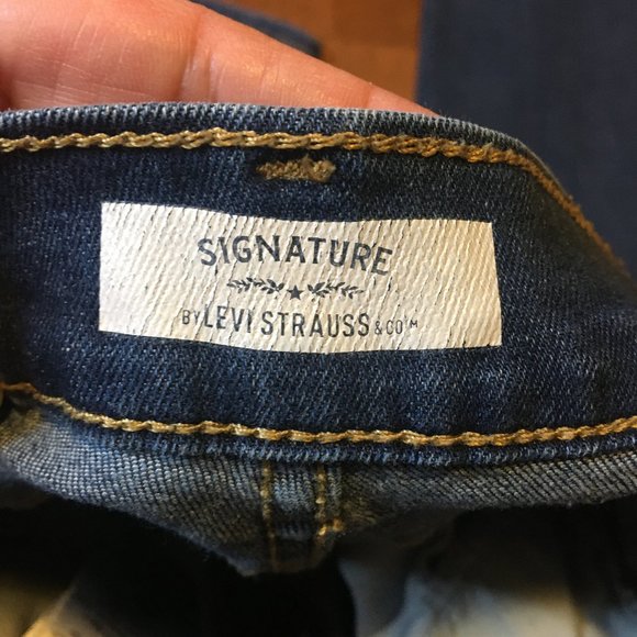 BOYS LEVI STRAUSS & CO SIGNATURE JEANS - Picture 4 of 4